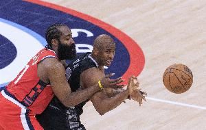 名嘴:对付快船采取全场紧逼效果最好 哈登和保罗都年纪大了 名嘴:对付快船采取全场紧逼效果最好 哈登和保罗都年纪大了