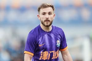 津媒:伤病严重影响阿代米的状态,下赛季能否留队打上大大问号 津媒:伤病严重影响阿代米的状态,下赛季能否留队打上大大问号