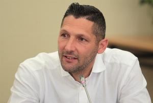 马特拉齐:我曾有机会加盟罗马但当时报价太低,国米仍是意甲最强 马特拉齐:我曾有机会加盟罗马但当时报价太低,国米仍是意甲最强