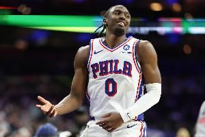 马克西:我们非常全面且极具竞争力 球队有很多不同的打法 马克西:我们非常全面且极具竞争力 球队有很多不同的打法