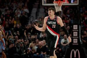 队记:开拓者执行亨德森&克里斯-穆雷&克林根2026-27赛季球队选项 队记:开拓者执行亨德森&克里斯-穆雷&克林根2026-27赛季球队选项