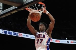 赛前淡定称“睡得很好”!埃奇库姆首秀34分比肩名宿&征服队友 赛前淡定称“睡得很好”!埃奇库姆首秀34分比肩名宿&征服队友