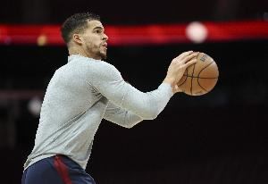 小波特:纯素食可以但要有专业厨师帮你配比 很多NBA球员都爱吃肉 小波特:纯素食可以但要有专业厨师帮你配比 很多NBA球员都爱吃肉