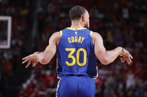 库里谈赌博丑闻:总体上大家都很有责任感 比赛的公正性没问题 库里谈赌博丑闻:总体上大家都很有责任感 比赛的公正性没问题