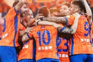 2025年10月26日15:30中超联赛第28轮 山东泰山VS上海海港 2025年10月26日15:30中超联赛第28轮 山东泰山VS上海海港