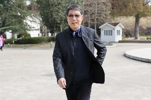 东体:81岁高龄徐根宝再次亲自率队,上海全运U20男足出征广东 东体:81岁高龄徐根宝再次亲自率队,上海全运U20男足出征广东