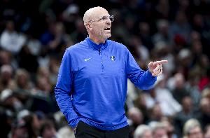 基德:今晚的胜利是很棒回应 上一场结束后球队在向正确方向靠近 基德:今晚的胜利是很棒回应 上一场结束后球队在向正确方向靠近