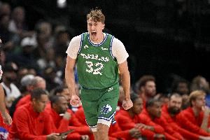 【菜鸟】弗拉格22分4板4助0失误 榜眼哈珀20+6+8 瀚森4分钟2分1板 【菜鸟】弗拉格22分4板4助0失误 榜眼哈珀20+6+8 瀚森4分钟2分1板