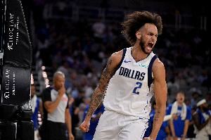 赛季首次缺阵!基德:莱夫利因右膝挫伤将缺席与雷霆的比赛 赛季首次缺阵!基德:莱夫利因右膝挫伤将缺席与雷霆的比赛