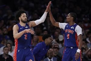 有三巨头潜力?官方晒活塞康宁汉姆&奥萨尔&杜伦场均数据! 有三巨头潜力?官方晒活塞康宁汉姆&奥萨尔&杜伦场均数据!