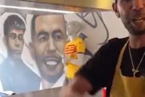 😂亚马尔父亲:我39岁,还能工作,巴塞罗那的纸皮都归我捡来卖 😂亚马尔父亲:我39岁,还能工作,巴塞罗那的纸皮都归我捡来卖