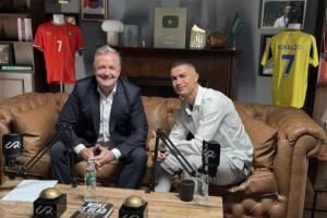 最私密最坦诚!摩根再次预热C罗专访:史上最伟大球员敞开心扉 最私密最坦诚!摩根再次预热C罗专访:史上最伟大球员敞开心扉