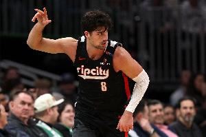 拓记:防守好会赢下些本该输的比赛 进攻差也会输掉些本该赢的球 拓记:防守好会赢下些本该输的比赛 进攻差也会输掉些本该赢的球